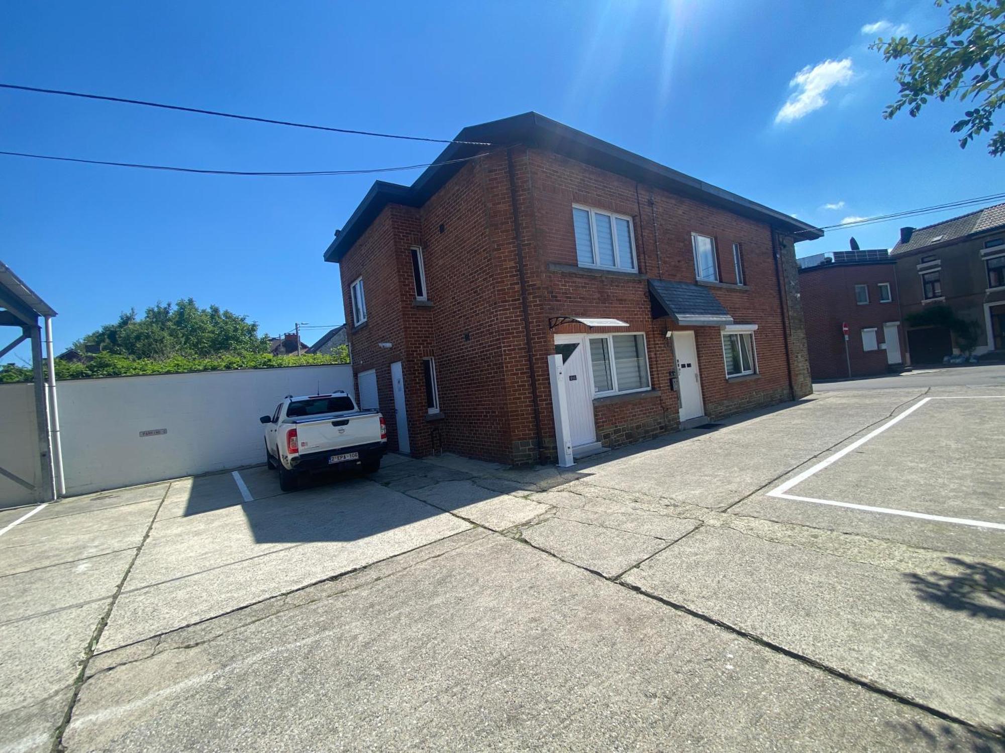 1-C Superbe Appartement Tres Calme Et Bien Decore Charleroi Exterior foto