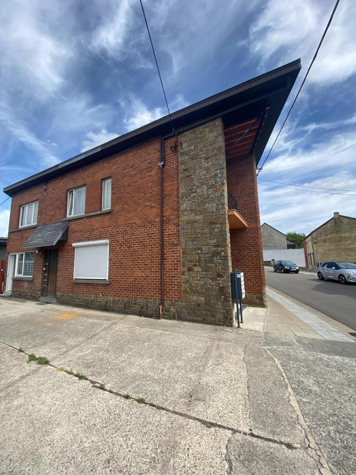 1-C Superbe Appartement Tres Calme Et Bien Decore Charleroi Exterior foto
